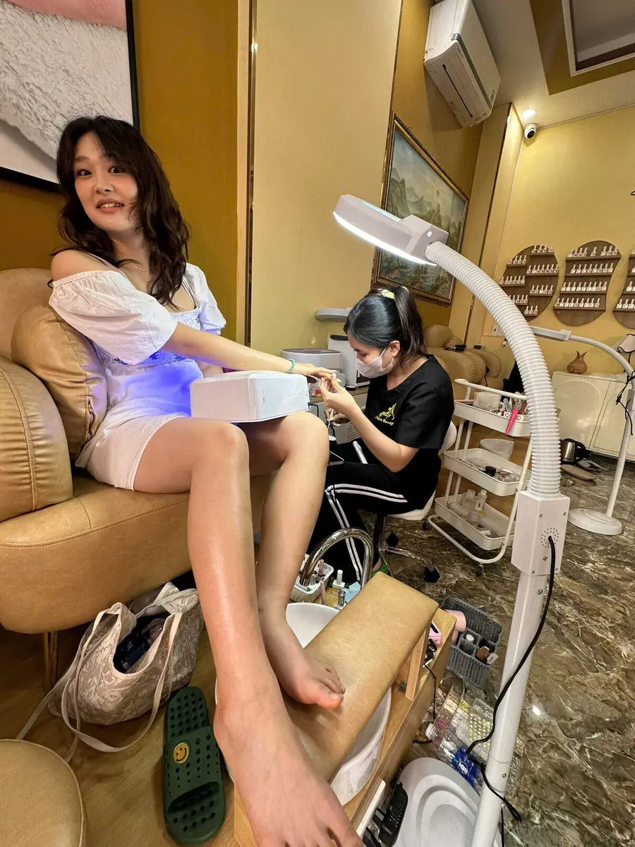 Gel manicure in progress at LENA Nails & Beauty Da Nang